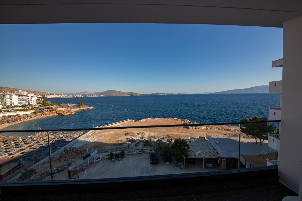 Hotel Portanova Sarandë Exteriör bild