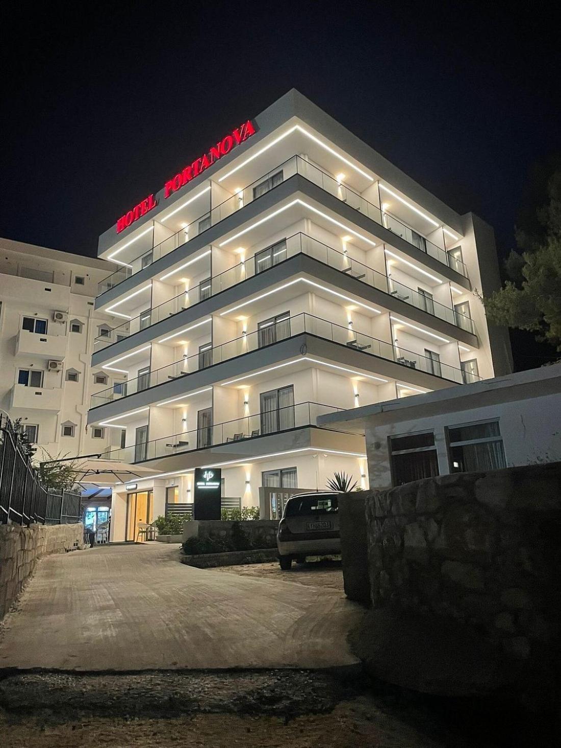 Hotel Portanova Sarandë Exteriör bild